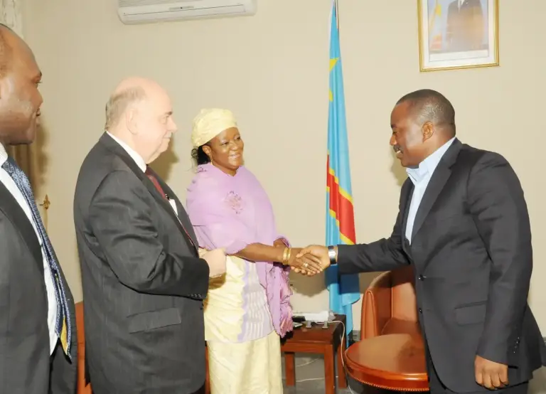 Kinshasa accuse Joseph Kabila de préparer une offensive générale