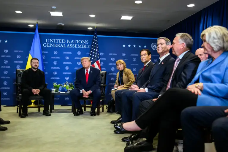 Donald Trump suspend de nouvelles sanctions contre la Russie