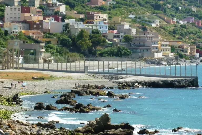 Ceuta engage les premiers retours forcés après le rejet de demandes d’asile