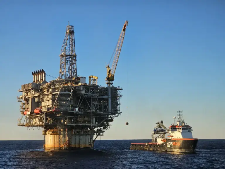 Gabon, une plateforme pétrolière coule et cinq personnes restent introuvables
