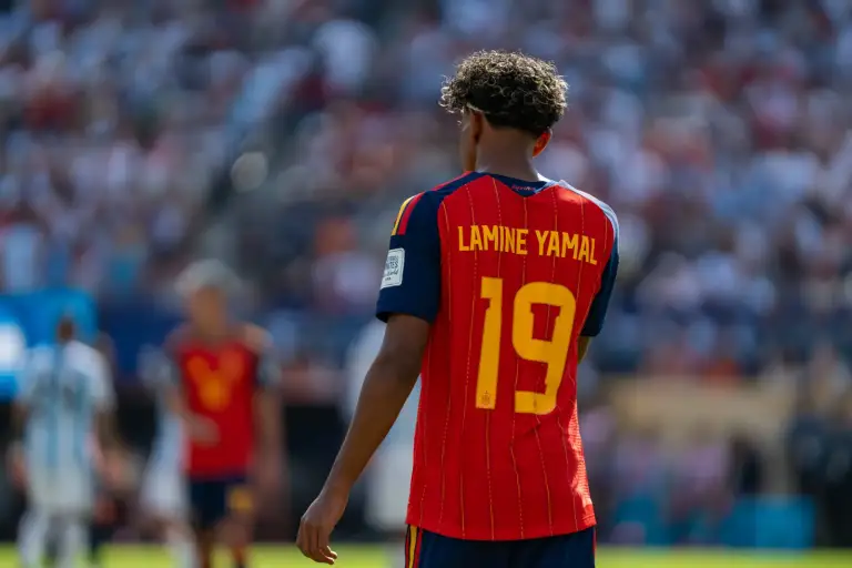 Lamine Yamal remporte un troisième trophée Kopa consécutif