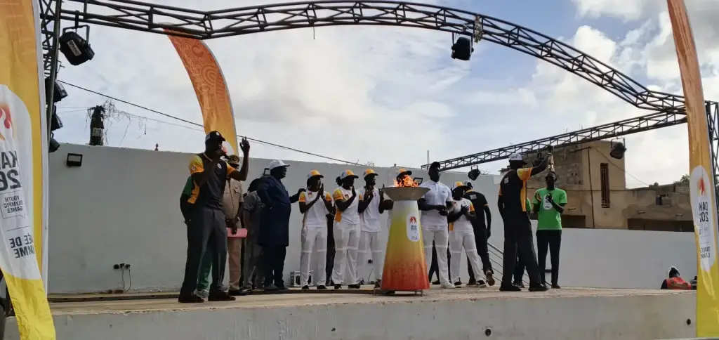 Le relais de la flamme de Dakar 2026 à Diamniadio
