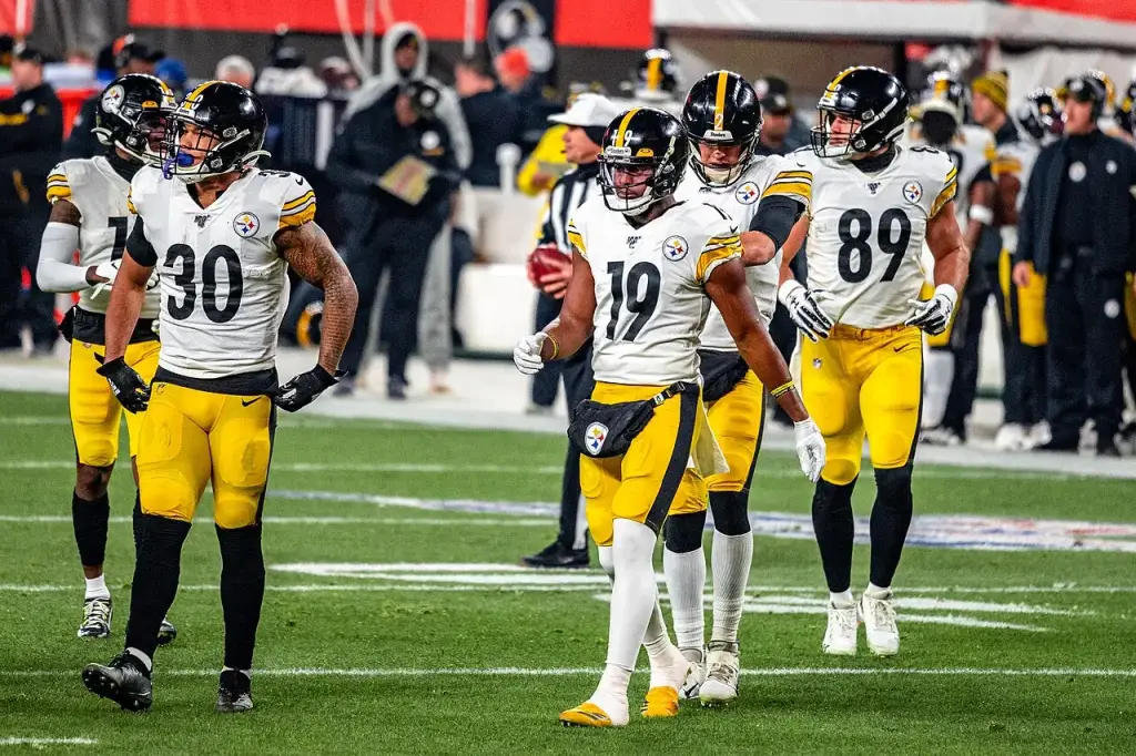 Des joueurs des Steelers de Pittsburgh lors d’un match, image d’archive